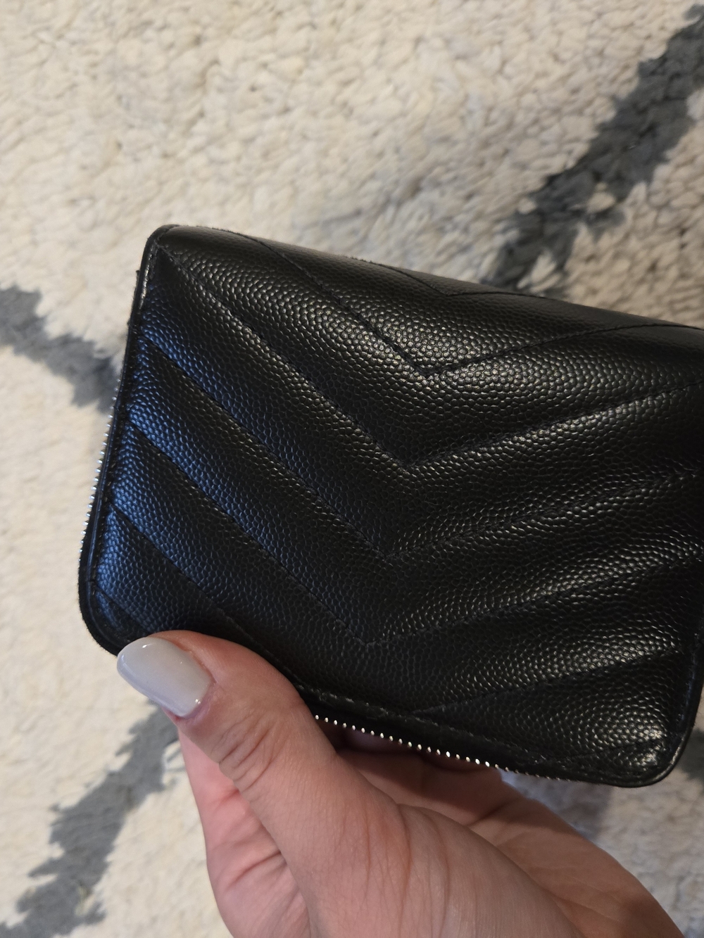 Yves Saint Laurent Black Quilted Leather Wallet - Picture 5 of 7